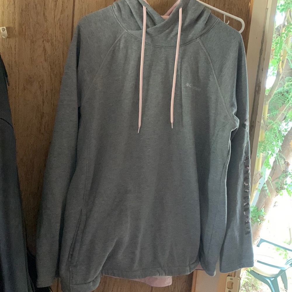 Columbia Hoodie